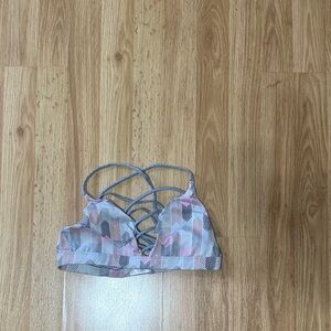 Multicolor Strappy sports bra